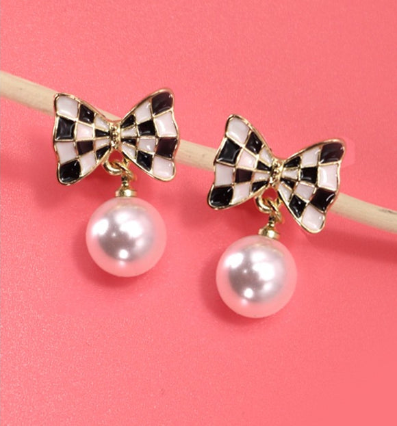 Checker Bow Pearl Drop Earrings