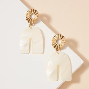 Arch Sea Shell Earrings